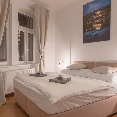 Skolska Junior Apartment Prag Dış mekan fotoğraf